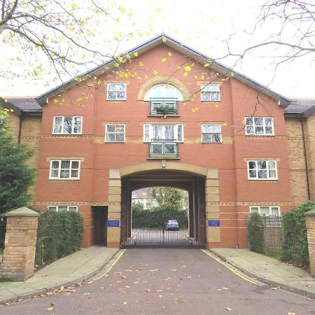 The Court II Apartment Liverpool Exterior photo